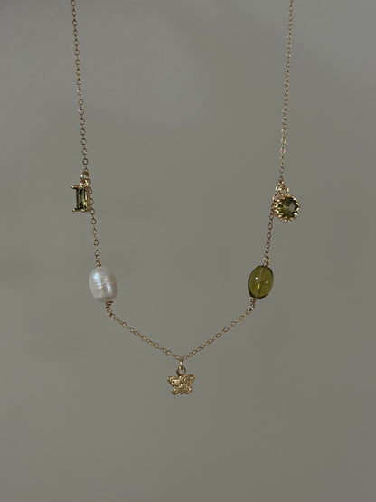 HELIA CHARM NECKLACE